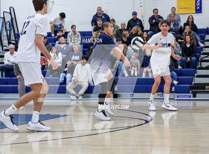 Thumbnail 2 in Loyola @ El Segundo photogallery.