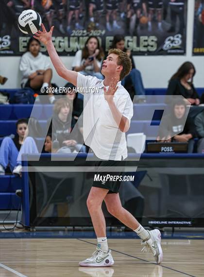 Thumbnail 2 in Loyola @ El Segundo photogallery.