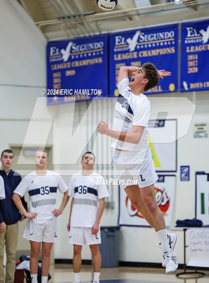 Thumbnail 3 in Loyola @ El Segundo photogallery.