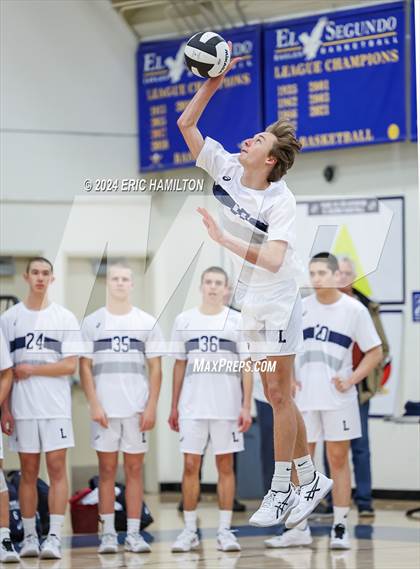 Thumbnail 3 in Loyola @ El Segundo photogallery.