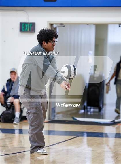 Thumbnail 2 in Loyola @ El Segundo photogallery.