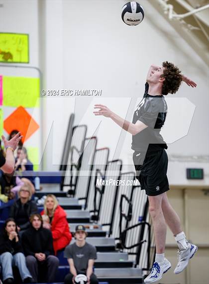 Thumbnail 3 in Loyola @ El Segundo photogallery.