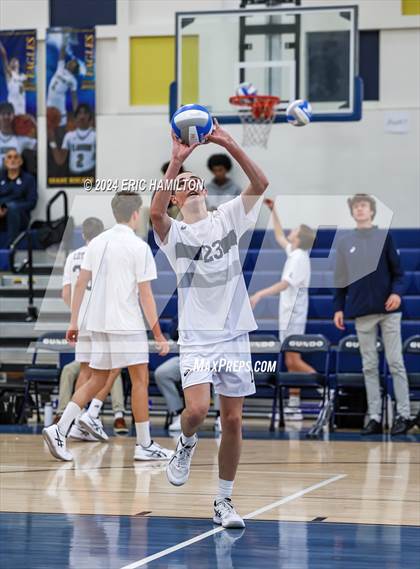 Thumbnail 3 in Loyola @ El Segundo photogallery.