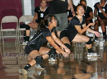 Thumbnail 1 in Chavez vs Modesto Christian (Edison Viking Classic) photogallery.