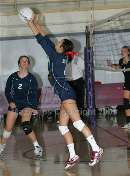 Thumbnail 2 in Chavez vs Modesto Christian (Edison Viking Classic) photogallery.