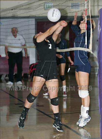 Thumbnail 1 in Chavez vs Modesto Christian (Edison Viking Classic) photogallery.