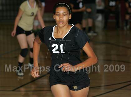 Thumbnail 1 in Chavez vs Modesto Christian (Edison Viking Classic) photogallery.