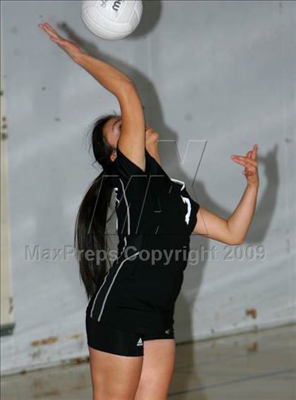 Thumbnail 1 in Chavez vs Modesto Christian (Edison Viking Classic) photogallery.