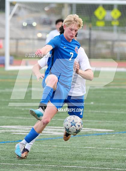 Thumbnail 2 in Tamalpais vs. Benicia (CIF NCS Division 3 Round 1) photogallery.