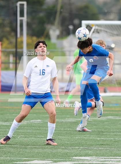 Thumbnail 2 in Tamalpais vs. Benicia (CIF NCS Division 3 Round 1) photogallery.
