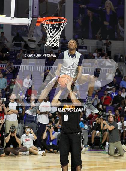 Thumbnail 3 in Slam Dunk Competition (City of Palms Classic) photogallery.