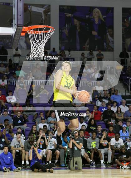 Thumbnail 3 in Slam Dunk Competition (City of Palms Classic) photogallery.