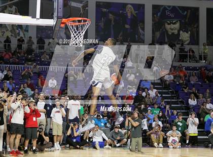 Thumbnail 3 in Slam Dunk Competition (City of Palms Classic) photogallery.