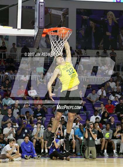 Thumbnail 1 in Slam Dunk Competition (City of Palms Classic) photogallery.