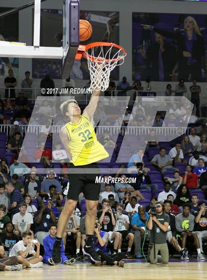 Thumbnail 1 in Slam Dunk Competition (City of Palms Classic) photogallery.