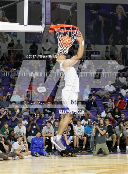 Thumbnail 3 in Slam Dunk Competition (City of Palms Classic) photogallery.
