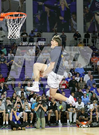 Thumbnail 3 in Slam Dunk Competition (City of Palms Classic) photogallery.