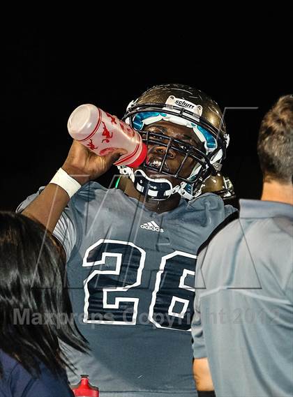 Thumbnail 3 in Nimitz @ Lamar photogallery.