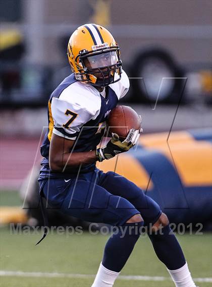 Thumbnail 3 in Nimitz @ Lamar photogallery.