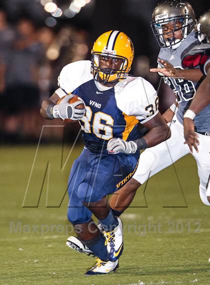 Thumbnail 1 in Nimitz @ Lamar photogallery.