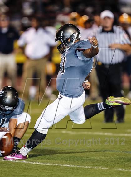 Thumbnail 1 in Nimitz @ Lamar photogallery.