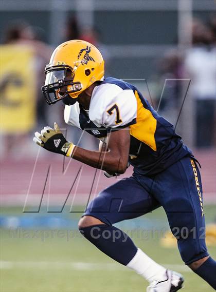 Thumbnail 2 in Nimitz @ Lamar photogallery.