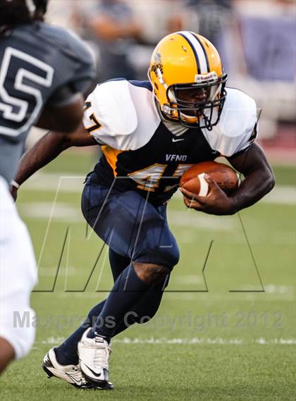 Thumbnail 1 in Nimitz @ Lamar photogallery.