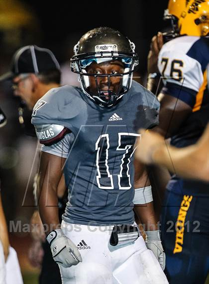 Thumbnail 1 in Nimitz @ Lamar photogallery.