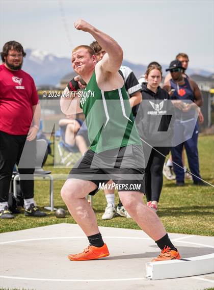 Thumbnail 2 in Airshow Invitational (Shot Put) photogallery.