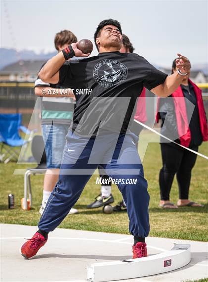 Thumbnail 1 in Airshow Invitational (Shot Put) photogallery.
