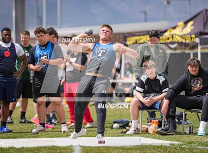 Thumbnail 3 in Airshow Invitational (Shot Put) photogallery.