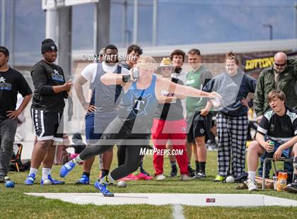 Thumbnail 3 in Airshow Invitational (Shot Put) photogallery.