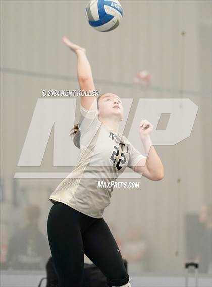 Thumbnail 2 in L'Anse Creuse North vs. Anchor Bay (Motor City Power Series) photogallery.