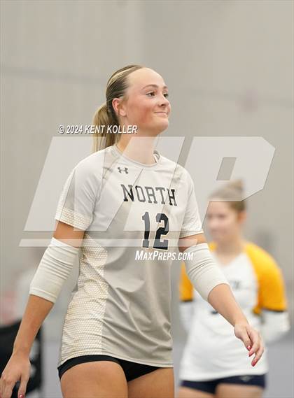Thumbnail 1 in L'Anse Creuse North vs. Anchor Bay (Motor City Power Series) photogallery.