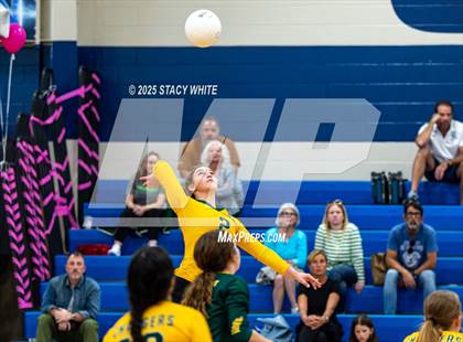 Thumbnail 3 in JV: Shorecrest Prep @ Out-of-Door Academy photogallery.