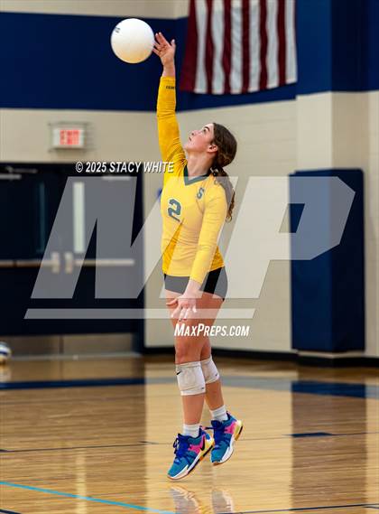 Thumbnail 2 in JV: Shorecrest Prep @ Out-of-Door Academy photogallery.