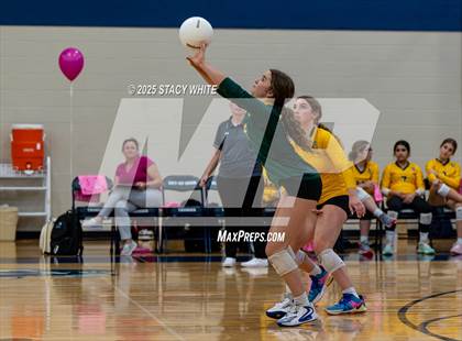 Thumbnail 3 in JV: Shorecrest Prep @ Out-of-Door Academy photogallery.