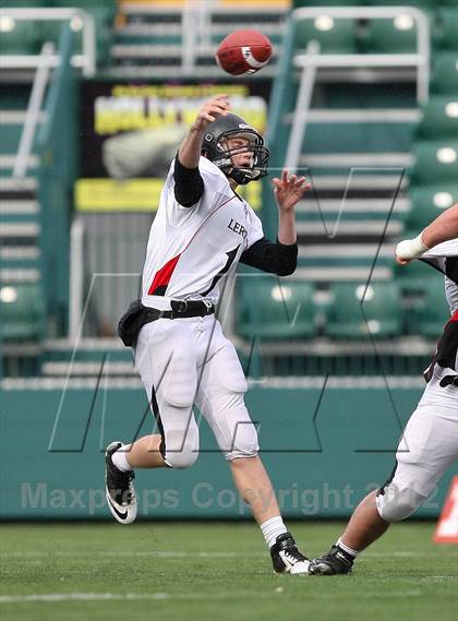 Thumbnail 2 in Hornell vs. Le Roy (NYSPHSAA Section 5 Class C Final) photogallery.