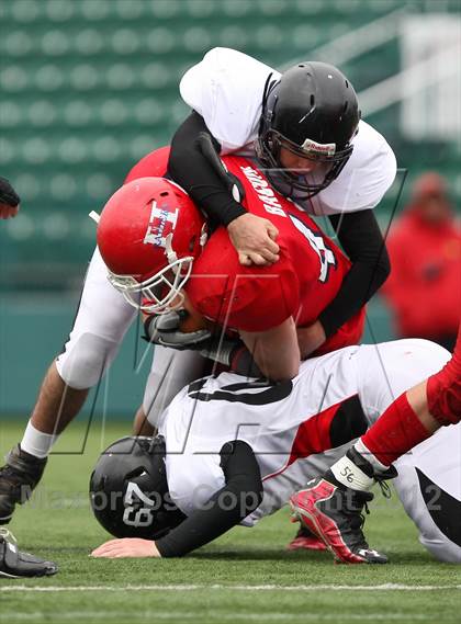 Thumbnail 3 in Hornell vs. Le Roy (NYSPHSAA Section 5 Class C Final) photogallery.
