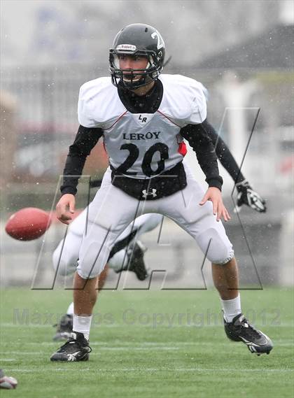 Thumbnail 1 in Hornell vs. Le Roy (NYSPHSAA Section 5 Class C Final) photogallery.
