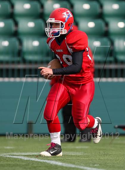 Thumbnail 3 in Hornell vs. Le Roy (NYSPHSAA Section 5 Class C Final) photogallery.