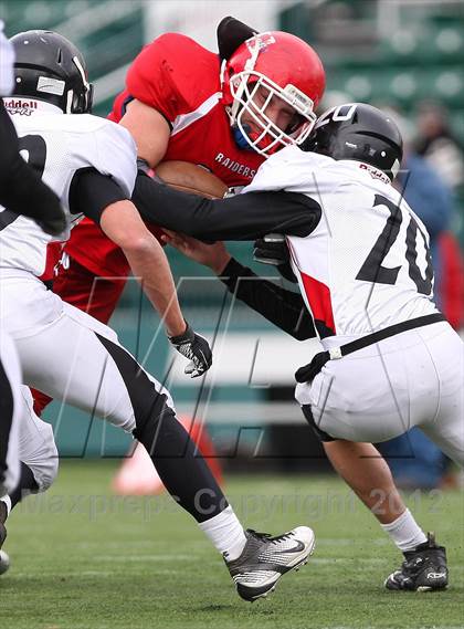 Thumbnail 2 in Hornell vs. Le Roy (NYSPHSAA Section 5 Class C Final) photogallery.