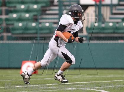 Thumbnail 3 in Hornell vs. Le Roy (NYSPHSAA Section 5 Class C Final) photogallery.