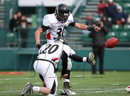 Thumbnail 3 in Hornell vs. Le Roy (NYSPHSAA Section 5 Class C Final) photogallery.