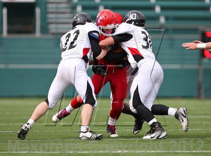 Thumbnail 1 in Hornell vs. Le Roy (NYSPHSAA Section 5 Class C Final) photogallery.