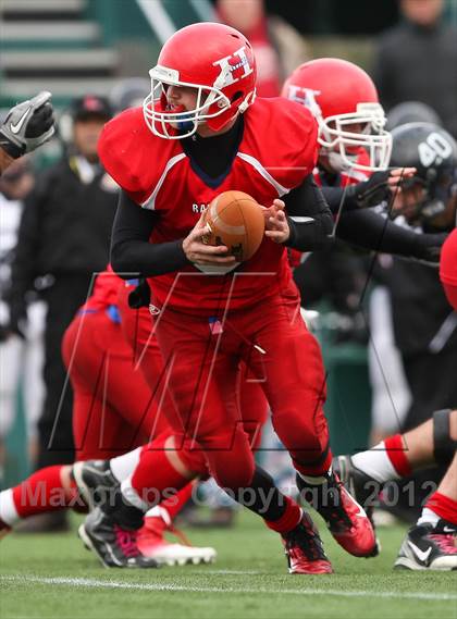 Thumbnail 2 in Hornell vs. Le Roy (NYSPHSAA Section 5 Class C Final) photogallery.