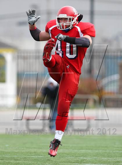 Thumbnail 1 in Hornell vs. Le Roy (NYSPHSAA Section 5 Class C Final) photogallery.