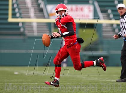 Thumbnail 3 in Hornell vs. Le Roy (NYSPHSAA Section 5 Class C Final) photogallery.