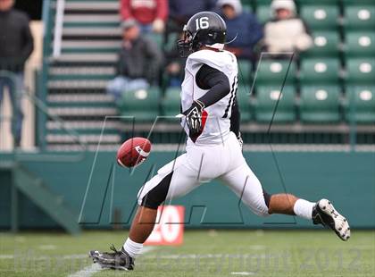 Thumbnail 2 in Hornell vs. Le Roy (NYSPHSAA Section 5 Class C Final) photogallery.