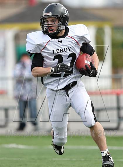 Thumbnail 1 in Hornell vs. Le Roy (NYSPHSAA Section 5 Class C Final) photogallery.